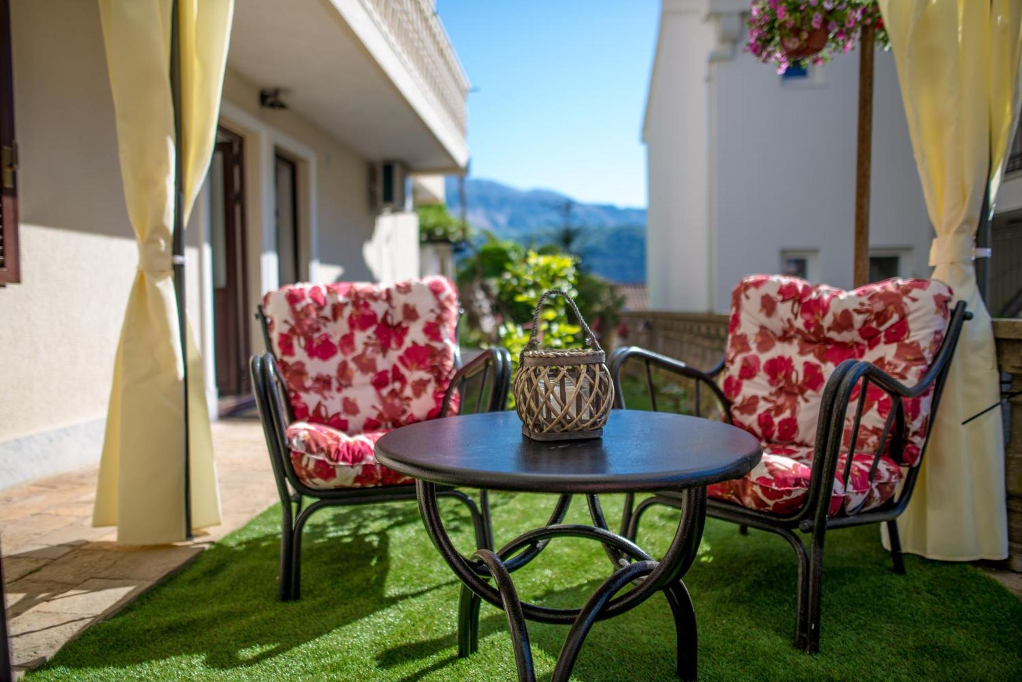Villa Danigo Budva Bilik gambar